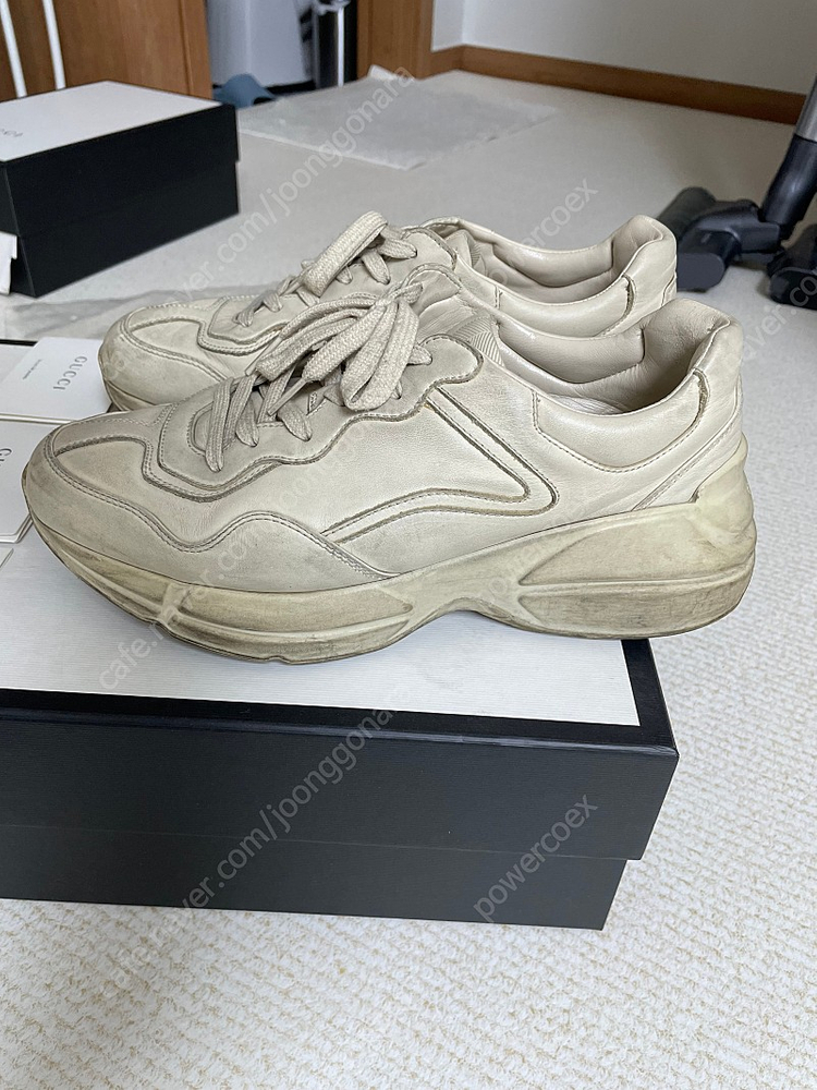 구찌 라이톤 더티,띠로고 270,240 판매--2