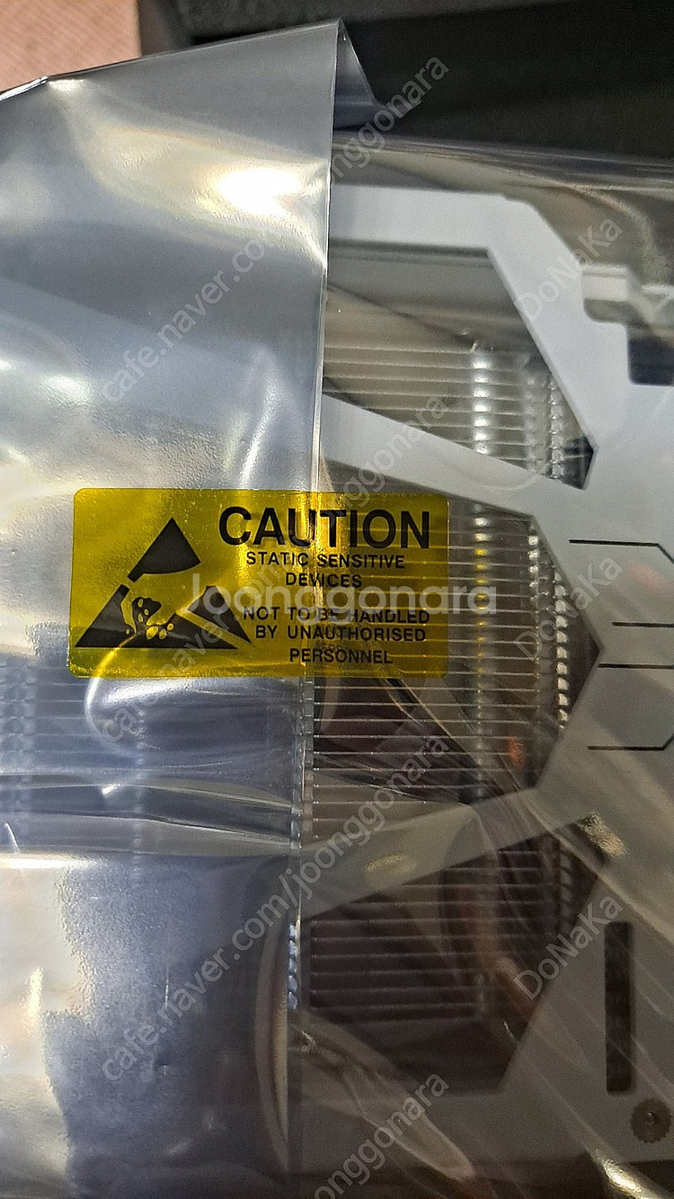 갤럭시 RTX 4070TI, 4060, 어로스 2080, i9 12900k, z690 등 개인부품 정리합니다.--6