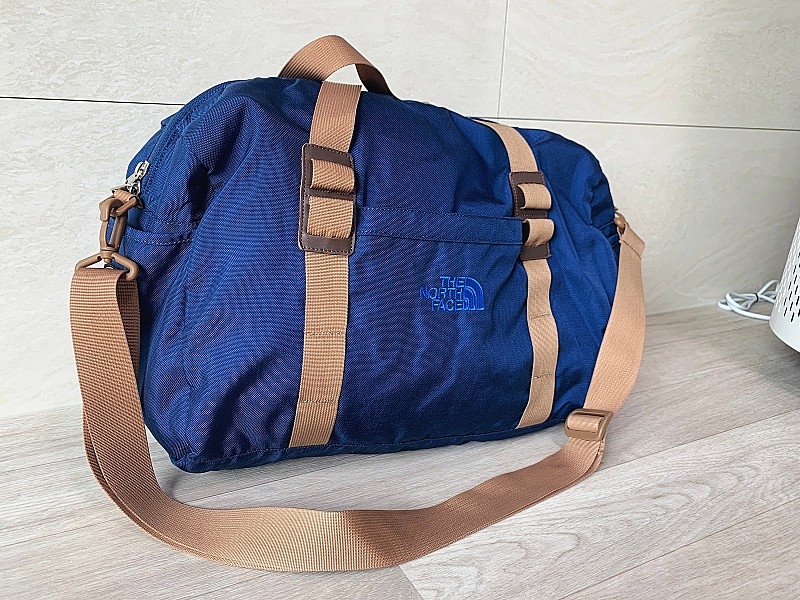 노스페이스 / 보스톤백, 크로스백, 여행가방 / 4만원 이미지