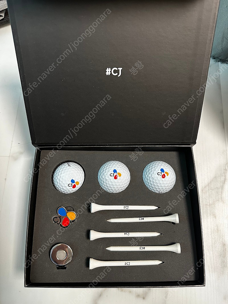 CJ 골프 기프트세트(골프공, 볼마커, 나무티) 이미지