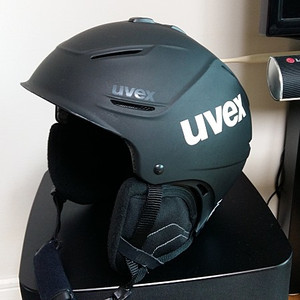 유벡스(UVEX) P1PLUS 헬멧