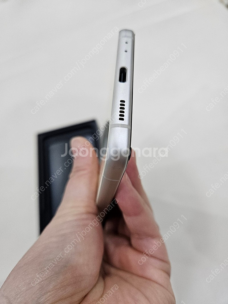zflip3 지플립3 크림색상 256기가 공기계--4