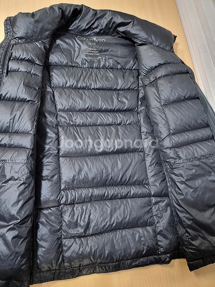캘빈클라인 경량 덕다운 패딩 /사이즈 M 95--2