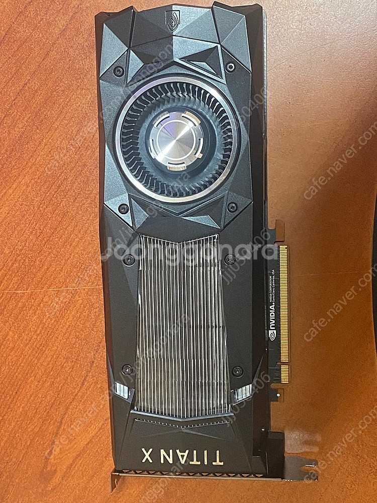 GTX titanx pascal--0