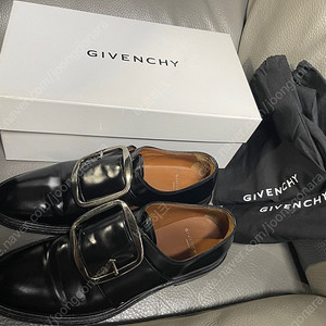 [정품] 지방시 GIVENCHY 더비 버클 슈즈. 남성 블랙 구두 EU42 / 270 사이즈