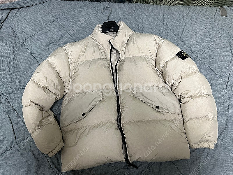 23FW 스톤아일랜드 크링클랩스 패딩 아이보리 L사이즈...--0