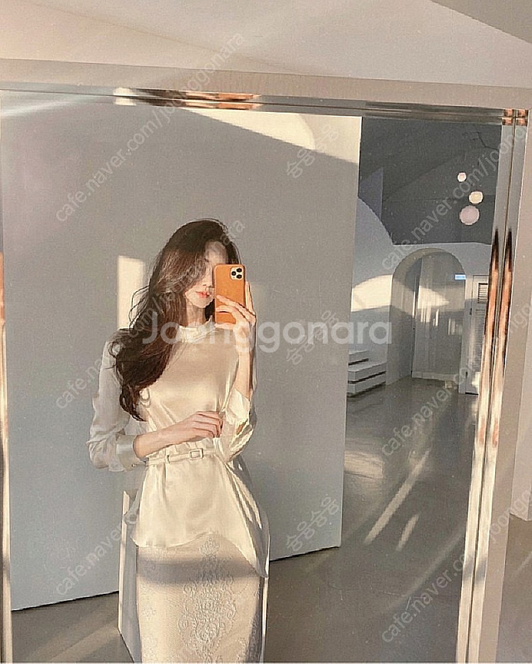 라벨르블랑 흐르는 실크 블라우스--0
