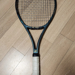 요넥스 브이코어프로 97 테니스라켓 330g