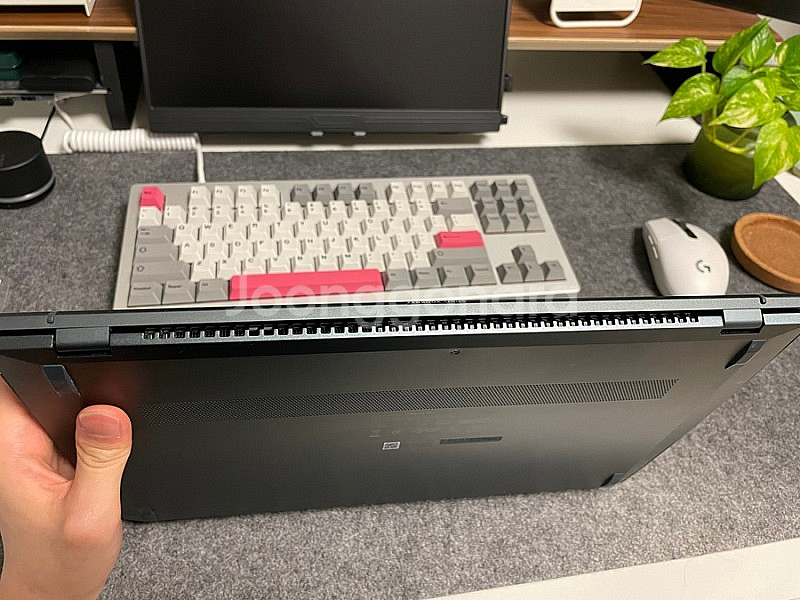 ASUS 아수스 젠북14 ux425EA 판매합니다.--1