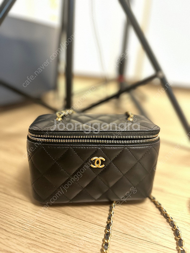 샤넬 베니티 골든볼--0