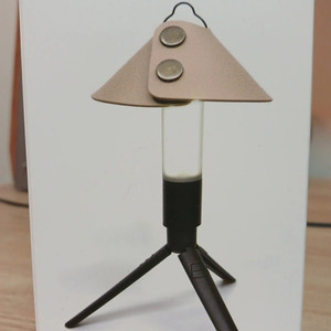 캠핑용 LED 겸 보조배터리 (새것)