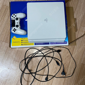 ps4 슬림 화이트 500g 팝니다