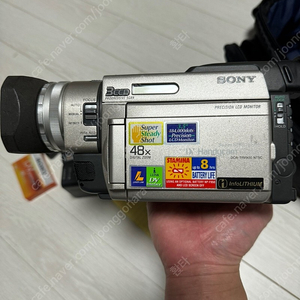 Sony 레트로 빈티지 6mm 캠코더 TRV900 팝니다.