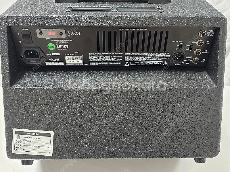 Laney A1 plus 어쿠스틱 앰프 판매합니다.--2