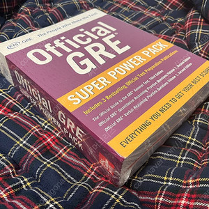 ETS GRE 공식 3종 Super Power Pack 새책 팝니다.