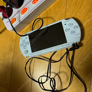 Psp 2000번 ㅋㅍ 32g +데이터케이블추가