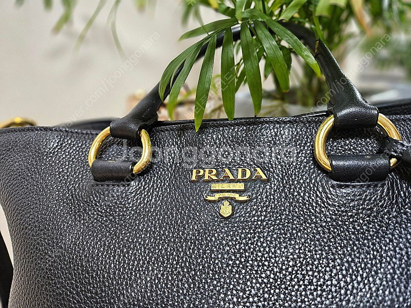 프라다 가방--2