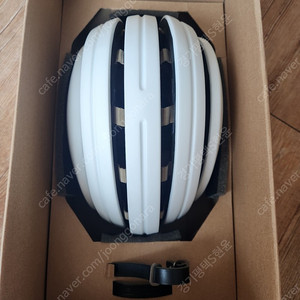 브룩스 카레라 폴더블 자전거 헬멧