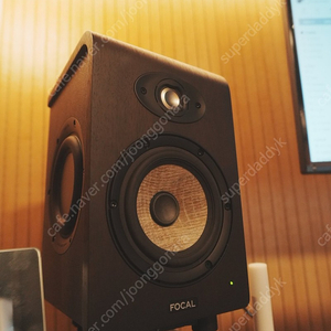 Focal Shape 50 1조 팝니다 박스풀