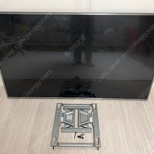 LG 55인치 TV 팝니다(벽걸이 브라켓 포함)