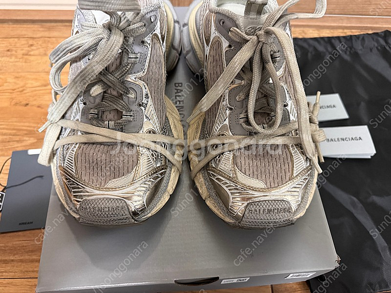 발렌시아가 3XL Light Beige 40W사이즈 팝니다!--6