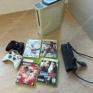 구형 xbox360 + 게임4종 +조종기