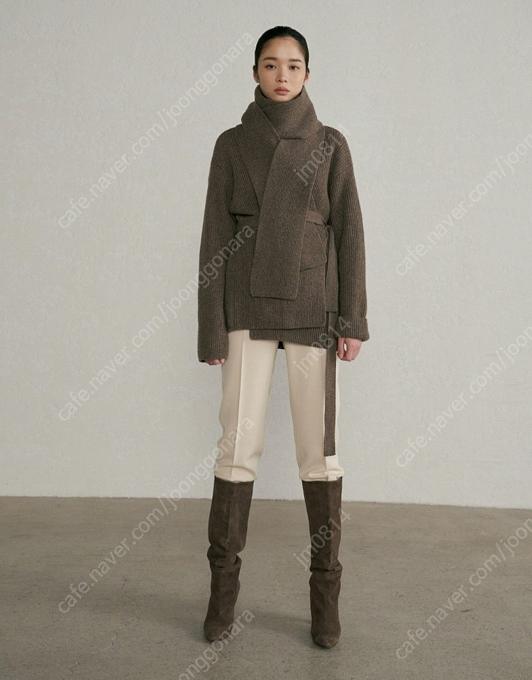 R2W 레투 레디투웨어 Air muffler cardigan--1