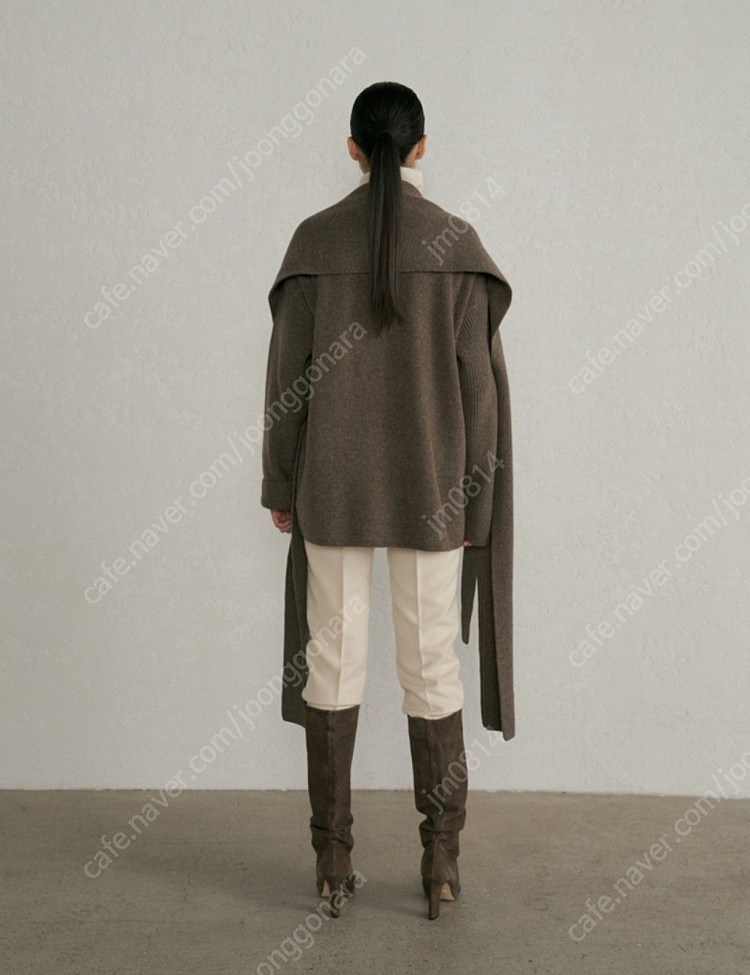 R2W 레투 레디투웨어 Air muffler cardigan--2