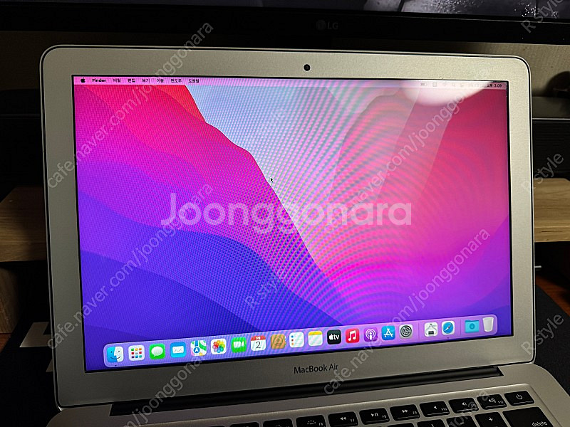 맥북에어 2017 (8GB, 256GB SSD)--1