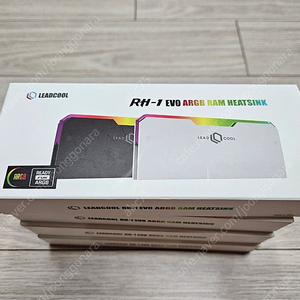 READCOOL RH-1 메모리 방열판 팝니다.