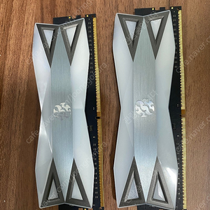 ADATA XPG D60G DDR4-3600 16G (8GBx2)