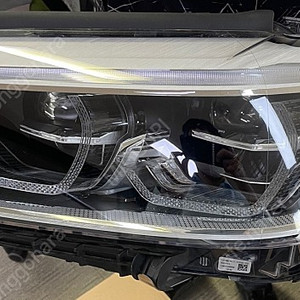 BMW G30 520i LED 어댑티브 헤드라이트 판매(운전석)