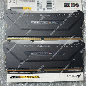 CORSAIR DDR4-3200 CL16 VENGEANCE RGB PRO 16GB X 2 =32GB 판매 합니다