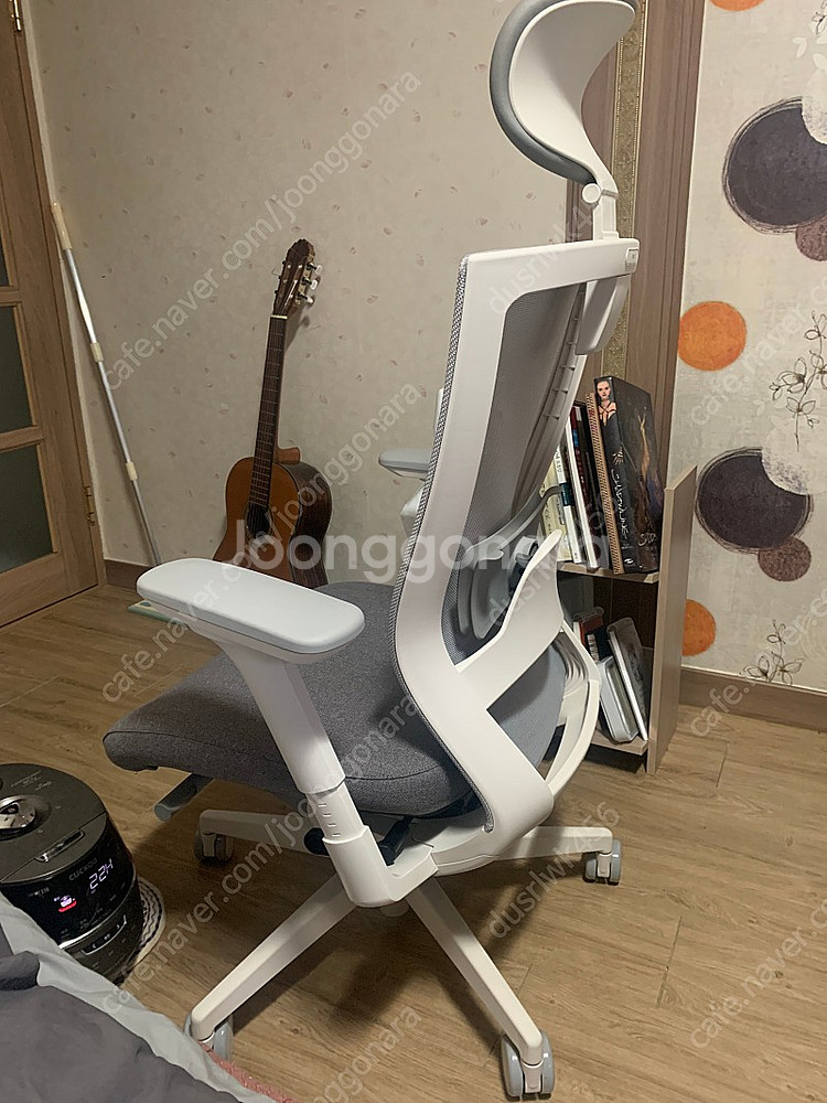 시디즈 t50 풀옵션 구매한지 4일된 신품 팔어여--4