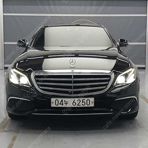 벤츠E클래스 W213 E300 익스클루시브 (5인승)여유자금 전액할부