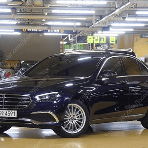 벤츠E클래스 W213 E220d 4MATIC 익스클루시브여유자금 전액할부