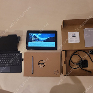 DELL Latitude 5175 윈도우 태블릿 + 슬림키보드 + 펜(PN556W) 팝니다. (15만원, 용인 기흥역 직거래)