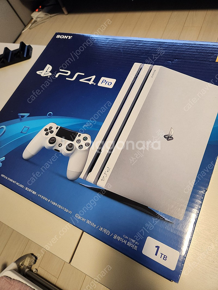 플스4 프로 1TB 풀박스 판매합니다.--0