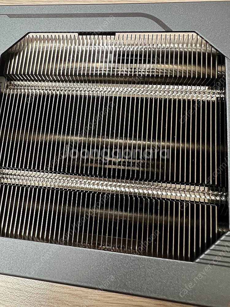 기가바이트 4060ti GAMING OC D6 (23년 46주차, 사용감 0 거의 신품)--4