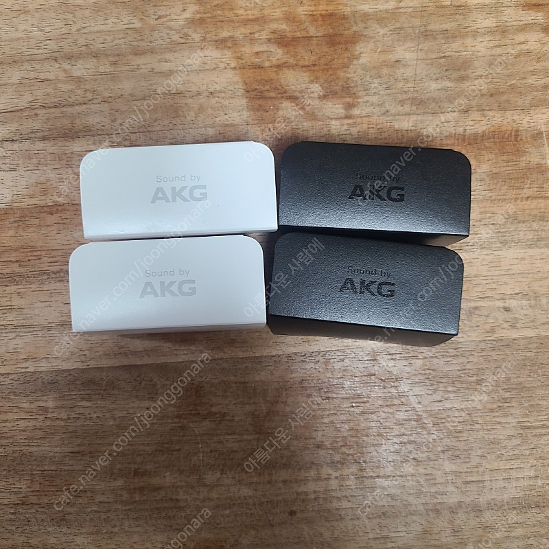 (새상품 정품) 삼성전자 AKG C타입 이어폰 판매합니다. (아이폰15에도 사용가능합니다)