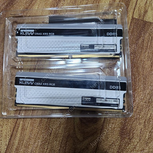 klevv 32g 램 (16×2) cl32 ddr5팝니다