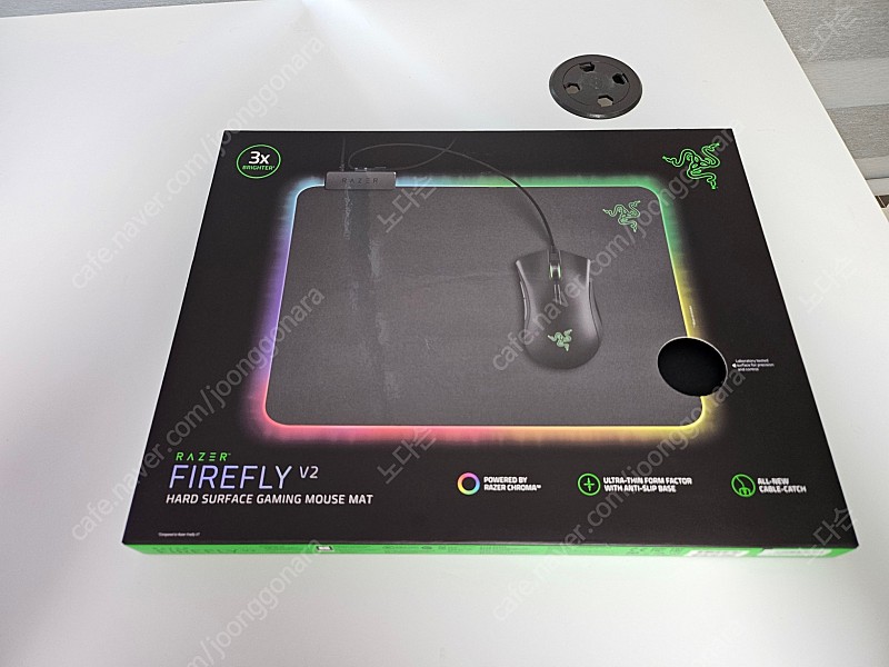 레이저 파이어플라이 V2 마우스패드 (RAZER Firefly V2)