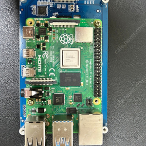 Raspberry Pi 4 Model B 2GB 팝니다.