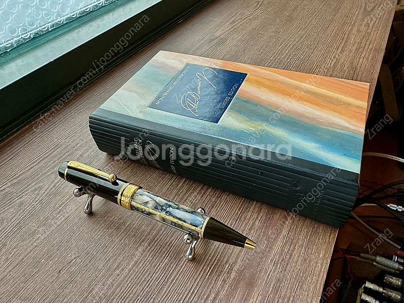 몽블랑 작가시리즈 알렉상드르 뒤마 스페셜 에디션 볼펜--5