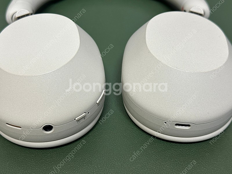 소니 WH-1000XM5 실버 23만--4