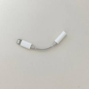애플 정품 이어폰 젠더 연결선 A1749