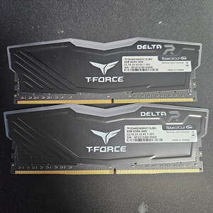 팀그룹 XMP DDR4 8GB×2 (16GB) 3600cl18