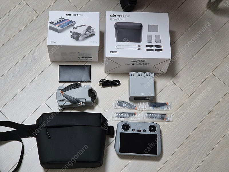 dji mini 3 pro 플라이모어 콤보 + DJI 케어 리프레쉬 2년 (3개월정도 남음)