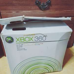 XBOX360 (박스포함 구성) 8만5천원