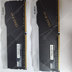 KLEVV CRAS X RGB DDR4 8GB 2개